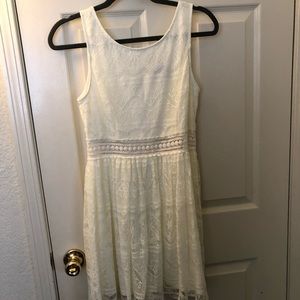 CREAM LACE SUMMER DRESS
